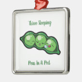 Drei Schlafenerbsen in einer Hülse Ornament Aus Metall (Links)