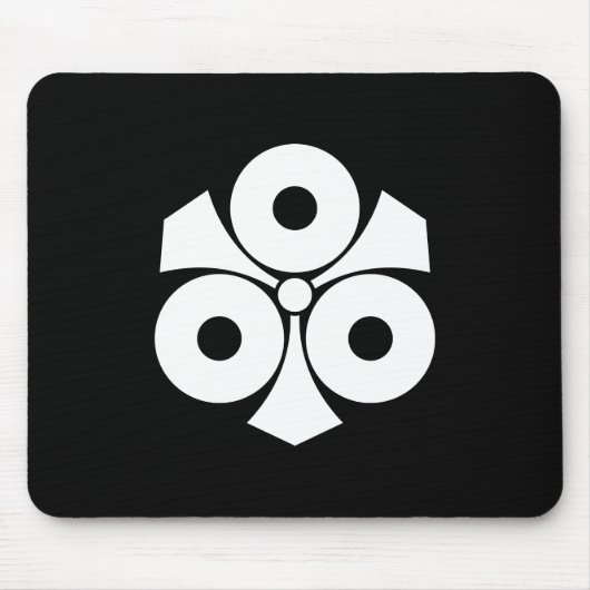 Drei Schlangenaugen mit Schwertern Mousepad (Vorne)