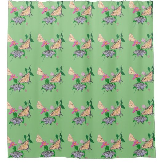 Drei Schmetterlinge mit Blume duschen den Vorhang (Vorderseite)