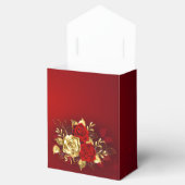 Drei Schmuckstücke Rose Geschenkschachtel (Geöffnet)