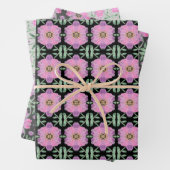 Drei schöne, rosafarbene, aufeinander abgestimmte geschenkpapier set (Beispiel)