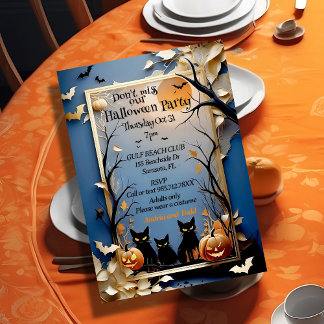 Drei schwarze Katzen spukeln knöchelige Halloween Einladung
