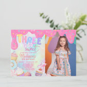 Drei sind so süßes Foto Einladung (Stehend Vorderseite)