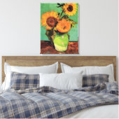 Drei Sonnenblumen in einer Vase von Vincent van Go Leinwanddruck (Insitu (Schlafzimmer))