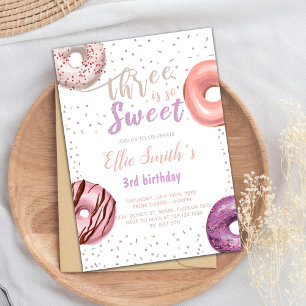 Drei süße Rosa Donut zum Geburtstag Einladungen