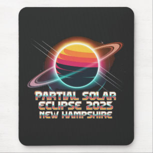 Drei Tage im Leben 2025 New Hampshire Retro Mousepad