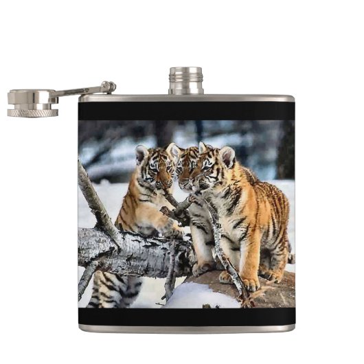 Drei Tigerjungen Flachmann (Geöffnet)