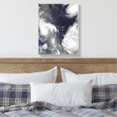 Drei verschiedene Taifune Leinwanddruck (Insitu (Schlafzimmer))