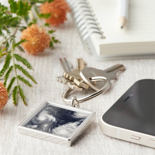 Drei verschiedene Taifune Schlüsselanhänger (Seite)