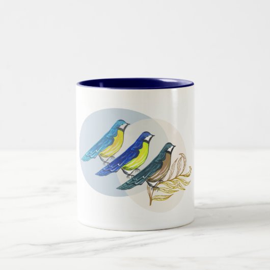 Drei Vögel Zweifarbige Tasse (Mittel)