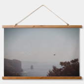 Drei Wandteppiche aus Holz auf der Erde (Vorderseite 2)