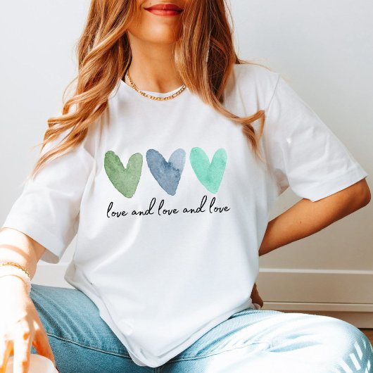 Drei Wasserfarben-Herzen mit anpassbarem Text T-Shirt