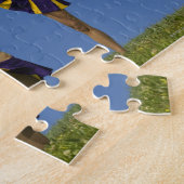 Drei weibliche Cheerleader machen Formationen Puzzle (Seite)