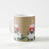 Drei Weihnachtskerzenarrangements Rustikale Leinen Kaffeetasse (Vorderseite Links)
