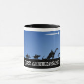 Drei weise Männer auf Dinosauriern Tasse (Zentrum)