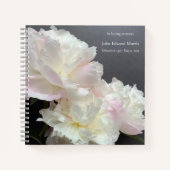 Drei weiße Pfingsten auf dunkelgrauem Denkmal Notizblock (Vorderseite)