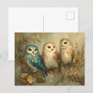 Drei Whimsical Owls auf einer Zweigniederlassung Postkarte