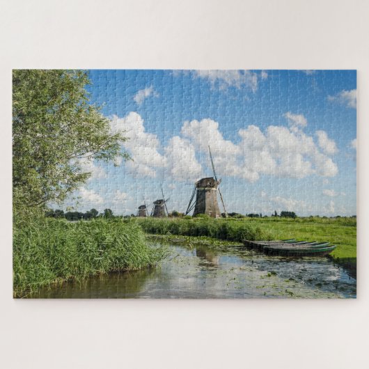 Drei Windmühlen und ein Kanal mit Booten Puzzle (Horizontal)