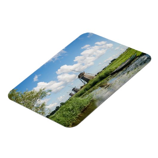Drei Windmühlen und ein rechteckiger Kanal-Magnet Magnet (Linke Seite)