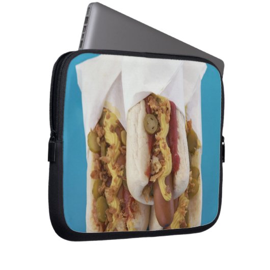 Drei Würstchen in den Brötchen Laptopschutzhülle (Vorne Rechts)