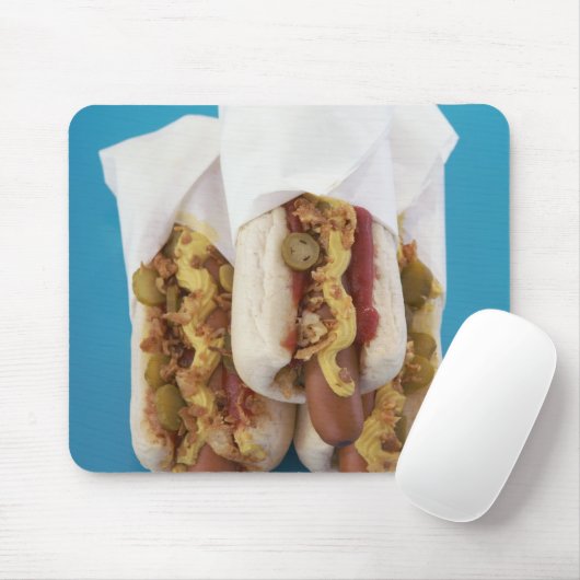 Drei Würstchen in den Brötchen Mousepad (Mit Mouse)