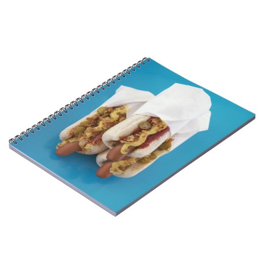 Drei Würstchen in den Brötchen Notizblock (Linke Seite)