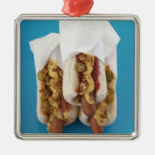 Drei Würstchen in den Brötchen Silbernes Ornament (Vorne)