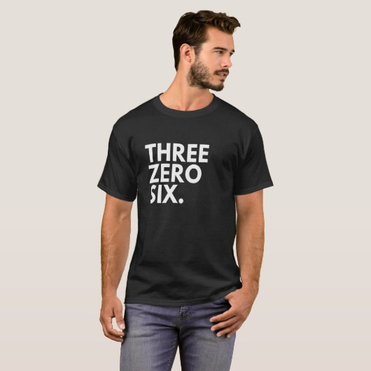 DREI ZERO SIX Area Code 306 Saskatchewan Saskatch T-Shirt (Vorne ganz)