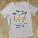 Dreidel Rustic Oak Champion Hanukkah Funny<br><div class="desc">Ein lustiger Dreidel Dreidel Dreidel T - Shirt mit personalisiertem Text ist eine großartige Leckerei für sich selbst oder als Geschenk für alle Familienmitglieder an einer der acht Nächte von Chanukah. Drei Imitate Eichenholz-Dreilinge wirbeln in der Mitte des T-Shirts und sind umgeben von Text in einem niedlichen handgeschriebenen Stil dunkelblauen...</div>