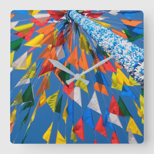 Dreieck-Flag-Dekoration Quadratische Wanduhr (Vorderseite)