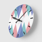 Dreiecke aus Blau und Korallen Runde Wanduhr (Winkel)