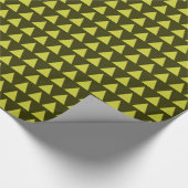 Dreiecke - Bananengelb aus dunklem Olive Geschenkpapier (Ecke)