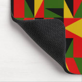 Dreiecke schwarze Geschichte Mousepad (Ecke)