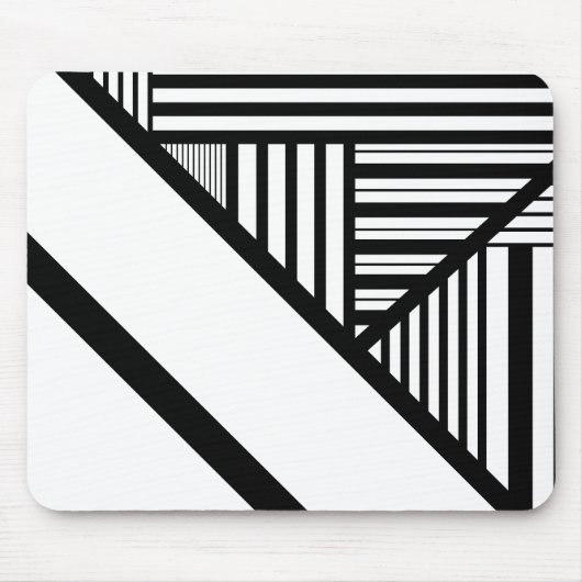 Dreiecksstreifen in Schwarz und Weiß Mousepad (Vorne)