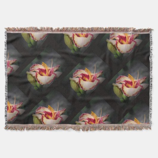 ` Dreifache Kirsch' TaglilieThrow Decke (Vorderseite)