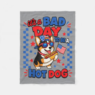 Dreifarben Corgi 4. Juli Schlimmer Tag für Hotdog Fleecedecke