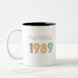 dreizehn Jahre alt 30. Geburtstagsgeschenk Vintag  Zweifarbige Tasse<br><div class="desc">Kleidung, Shirt, 30. Ehefrau, 30. Frauengeschenk, 30. Geburtstagshaus, 30. Geburtstagsfrau, 30. Geburtstagsgeschenk Shirt, 1989 Geschenk für Ehefrau, 1989 Geschenk für Mutter, 1989 Frauengeschenk, Vintag 1989 T 89 Geburtstagshaus, 1989 Shirt, 1989 Geburtstagsfrau, 30. Geschenk für Mama</div>