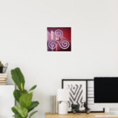 Dreizehn Symbole: The Triskele Poster Print (Heimbüro)