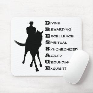 Dressur ist Silhouette für Pferde und Reiter Mousepad