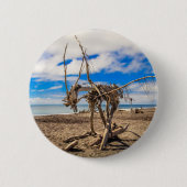 Driftwood-Kunstwerk am Hokitika Beach, Neuseeland Button (Vorderseite)