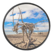 Driftwood-Kunstwerk am Hokitika Beach, Neuseeland Eishockey Puck (Vorderseite)