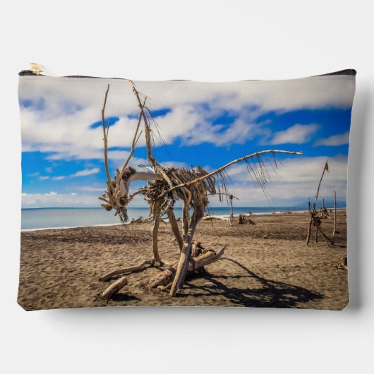 Driftwood-Kunstwerk am Hokitika Beach, Neuseeland Zubehörtasche (Vorderseite)