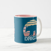 Driggs Idaho Retro Bär Zweifarbige Tasse (VorderseiteRechts)