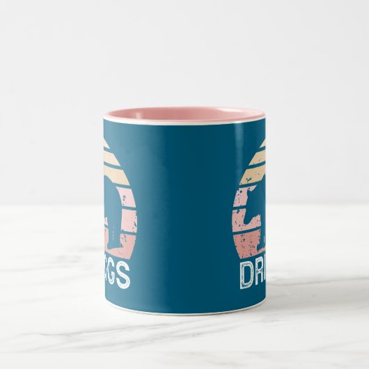 Driggs Idaho Retro Bär Zweifarbige Tasse (Mittel)
