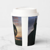 Drink If You Dare. Big, black dog Pappbecher (Links)