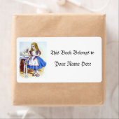 "Drink Me"-Pose mit Alice (Insitu)