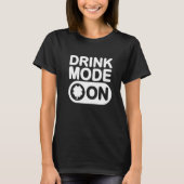 Drink-Mode im Kleeblatt Funny Drinking St Patrick' T-Shirt (Vorderseite)