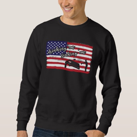 Drinking Em Sinking Em Cornhole Player Cornhole Sweatshirt (Vorderseite)