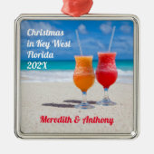 Drinks im Beach Vacation Memory Ornament Aus Metall (Vorne)