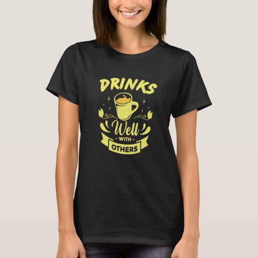 Drinks Well With Others Drinking Pun Premium T-Shirt (Vorderseite)